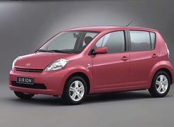 Różowe, Daihatsu Sirion