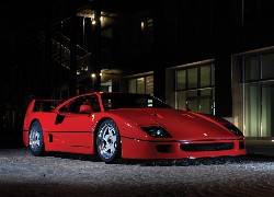 Ferrari F 40, Noc