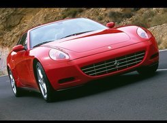 Czerwone, Ferrari 612 Scaglietti