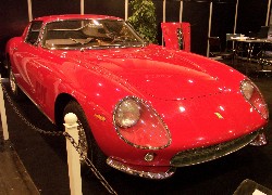 Czerwone, Ferrari 275, Łańcuch