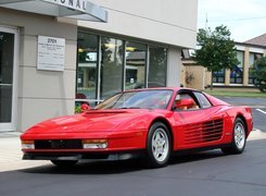 Ferrari Testarossa, Ulica