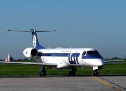 Embraer 145, LOT