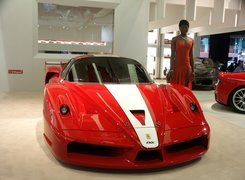 Prezentacja, Ferrari FXX, Kobieta