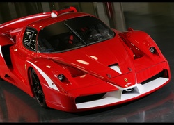 Ferrari FXX, Spojler