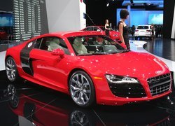 Dealer, Audi R8, Hostessa