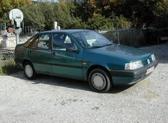 Fiat Tempra, Sedan