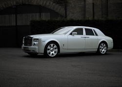 Rolls-Royce Phantom, V12