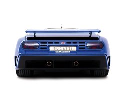 Tył, Bugatti EB 110