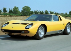 Lamborghini Miura, SV