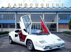 Lamborghini Countach, Czerwone, Wnętrze