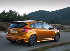 Ford Focus ST, Właściwości, Jezdne