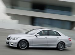 Mercedes Benz E 63 AMG, Sedan