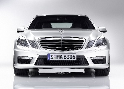 Przód, Mercedes Benz E63, Atrapa