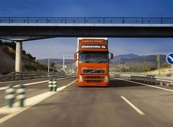 Ciężarówka Volvo, Autostrada