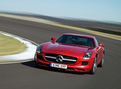 Mercedes SLS, AMG, Właściwości, Jezdne