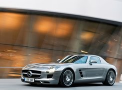 Mercedes SLS, AMG, Wloty, Powietrza