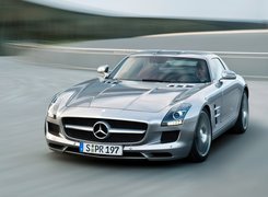 Mercedes Benz SLS, Światła, Dzienne
