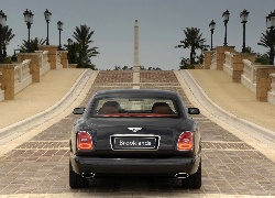 Bentley Brooklands, Most