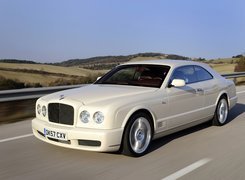 Biała, Perła, Bentley Brooklands