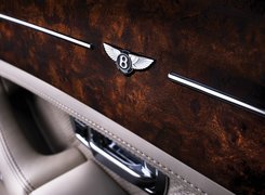 Emblemat, Bentley Arnage, Drewno