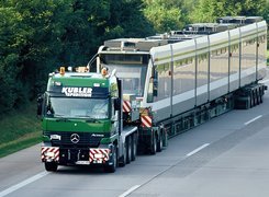 Ciągnik Mercedes, Duża Przyczepa