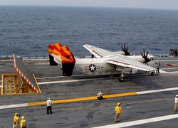 Grumman C-2 Greyhound, Carl Vinson