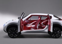 Nissan Juke, Czerwone, Wnętrze