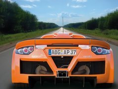 Tył, Gumpert Apollo, Układ, Wydechowy