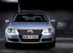 Passat B6, Przód