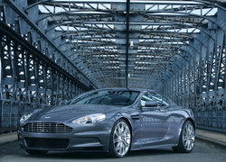 Aston Martin DBS
