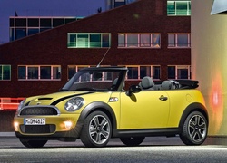 Mini Cooper Cabrio, Reklama