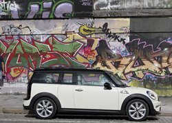 Mini Clubman, Graffiti