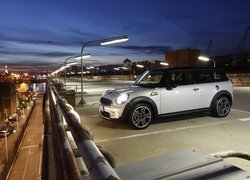 Mini Clubman, Parking