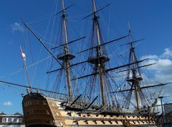 HMS Victory, Takielunek