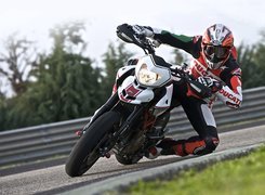 Ducati Hypermotard 1100 Evo