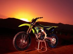 Kawasaki KX250F, Polerowana, Rama