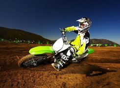 Kawasaki KX450F, Linka, Gazu