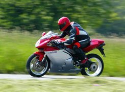 MV Agusta F4 1000S, Boczne, Owiewki, Amortyzatory