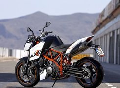 KTM 990 Super Duke R