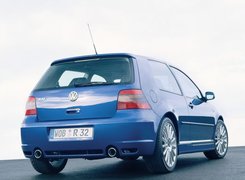 Golf 4, R32
