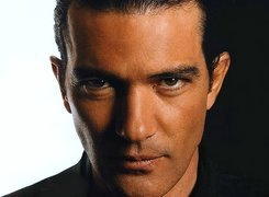 Antonio Banderas, Twarz