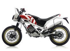 Husqvarna SMQ 450, Supermoto