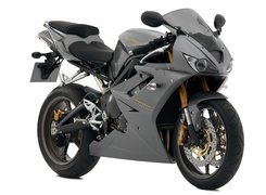 Triumph Daytona 675, Owiewki, Zawieszenie