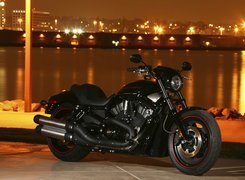 Czarny, Harley Davidson Night Rod Special, Noc