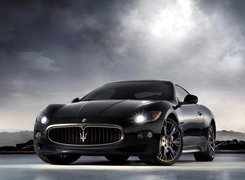 Czarne, Maserati GranTurismo