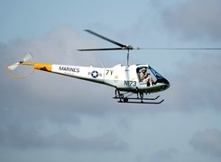 Enstrom F28A, Wirnik, Kabina