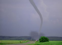 Tornado, Droga