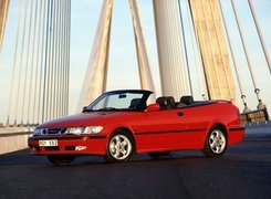 Czerwony, Saab 9-3