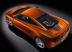 McLaren MP4-12C, Silnik