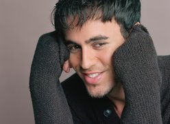 Enrique Iglesias, Ciemny, Pulower, Uśmiech